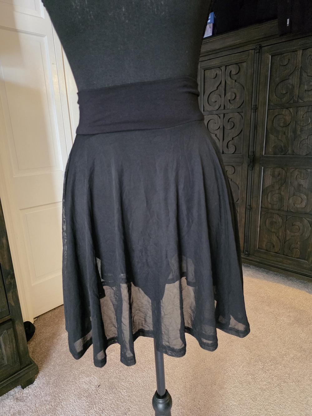 Putré Fashion Why Bother Black Mesh Skort Large NWT Built-In Shorts Pockets